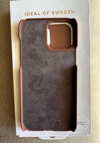 Funda Ideal of Sweden iPhone 13 Pro Max