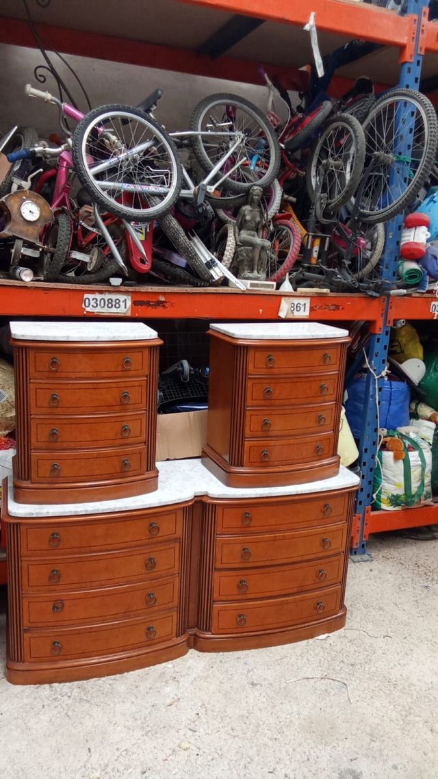 2 Cómodas mármol - Madera