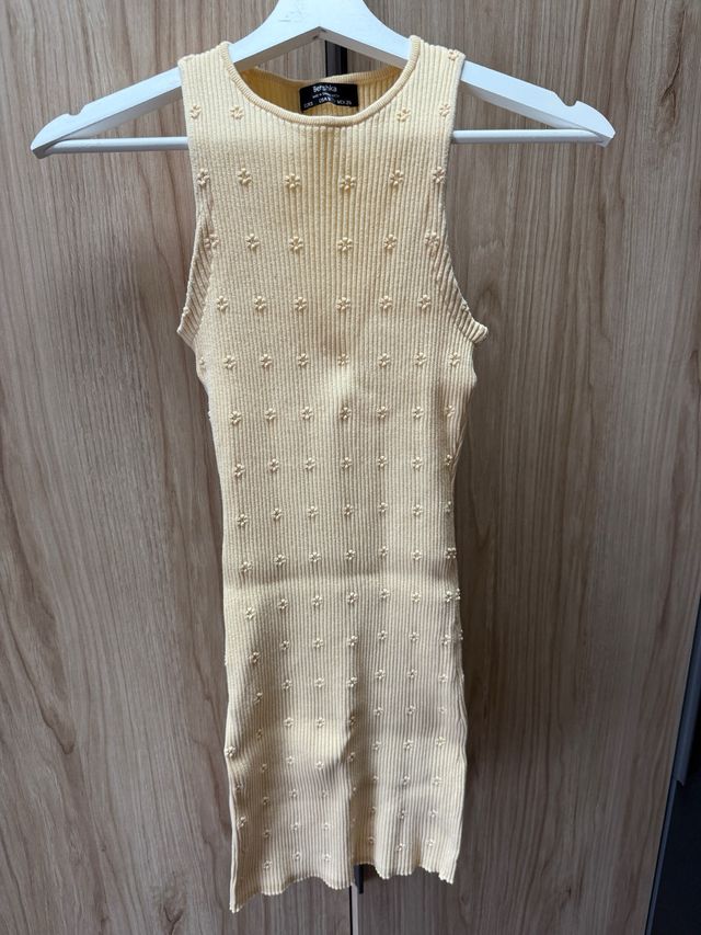 Vestido Bershka amarillo talla S
