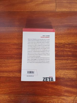 Cruel y extraño de Patricia D.Cornwell