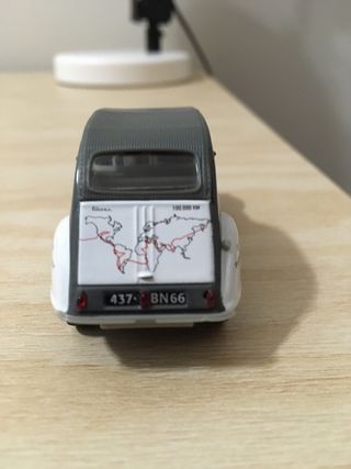 Citroen 2CV 1/43 Escala