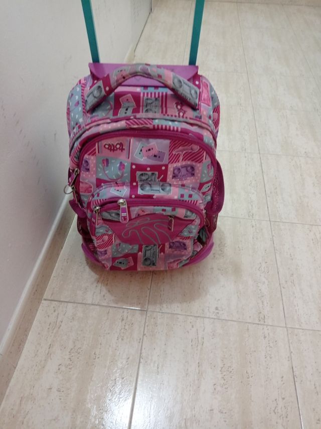 Mochila escolar con ruedas Totto