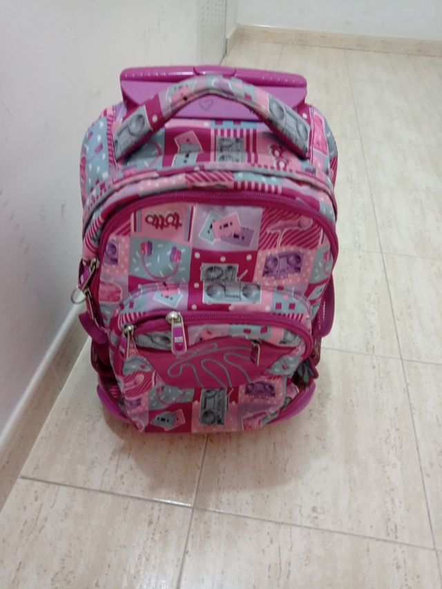 Mochila escolar con ruedas Totto
