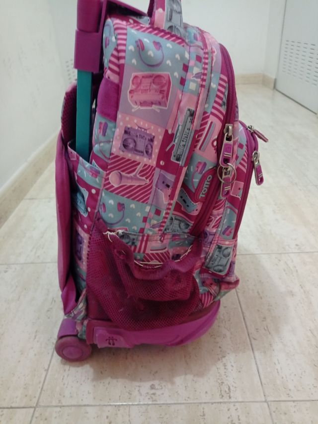 Mochila escolar con ruedas Totto