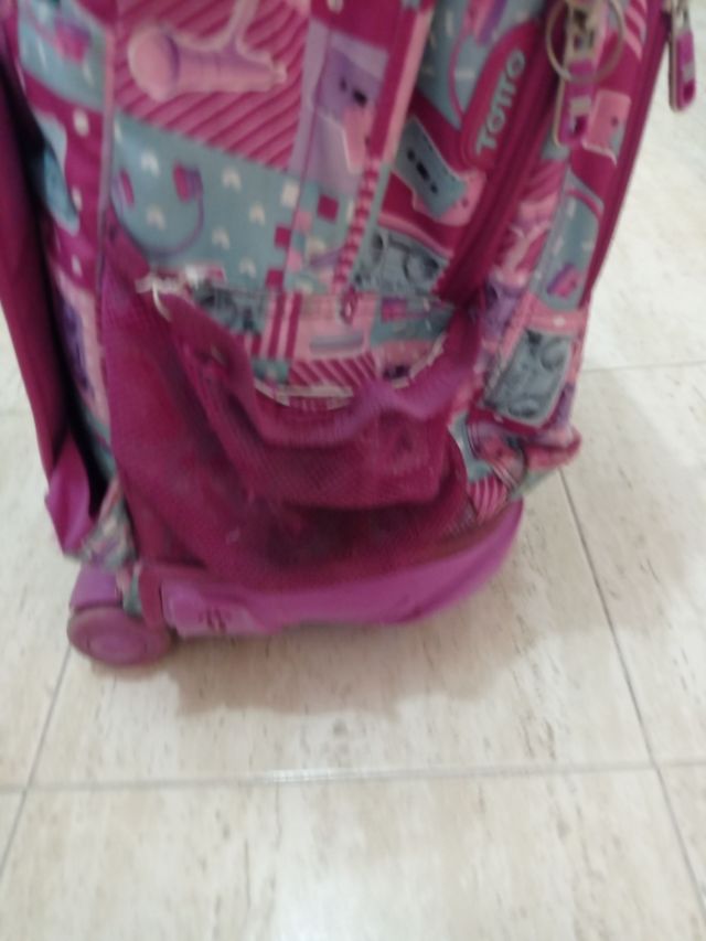 Mochila escolar con ruedas Totto