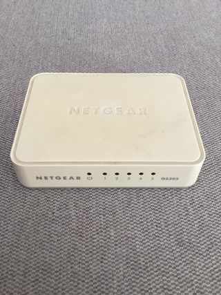 Switch NETGEAR GS205 5 puertos Gigabit