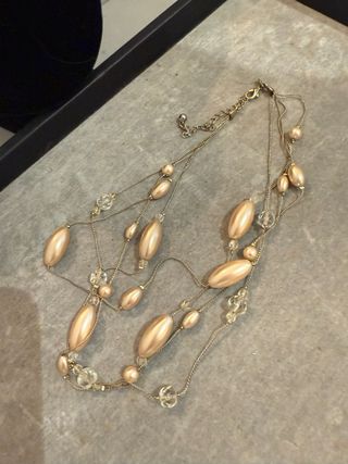 Collar Zara dorado beige - 3 hileras