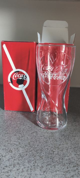 Lotto 2 Bicchieri di Vetro Coca Cola fifa 2022