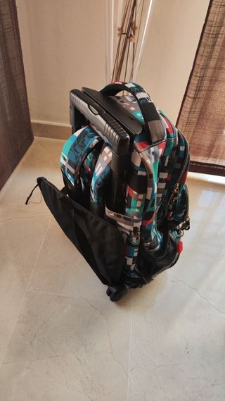 Mochila escolar con ruedas