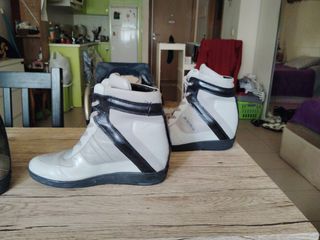 Botines Dirk Bikkembergs grises y negros