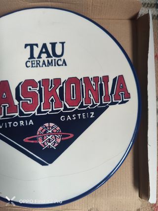 Plato Baskonia Tau Cerámica años 90 coleccionista