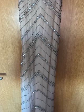 Vestido Mango boda beige-plata