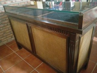 Vitrina mostrador antigua madera