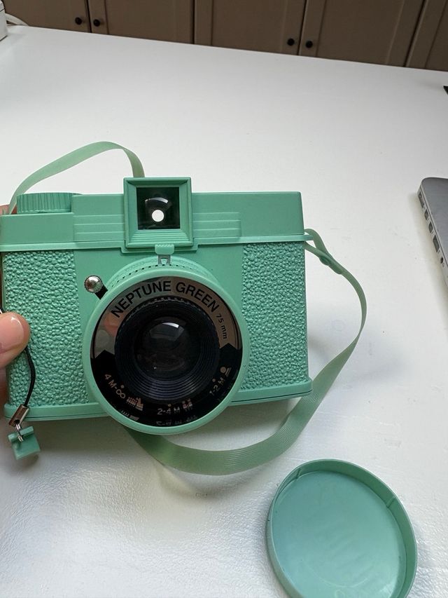 Diana F+ cámara + funda cuero