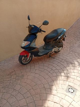 Scooter Daelim 50cc