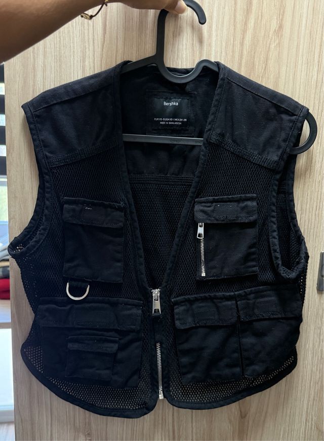 Chaleco Bershka negro XS