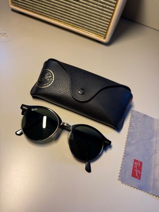 Ray-Ban CLUBMASTER Gafas de sol schwarz/goldfarben