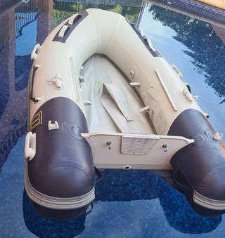 Barca inflable 2,30m Vetus suelo de aluminio