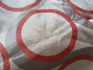 Colcha bouti 180cm - beige y roja