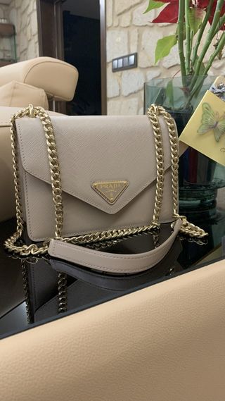 Bolso Prada Saffiano Cameo