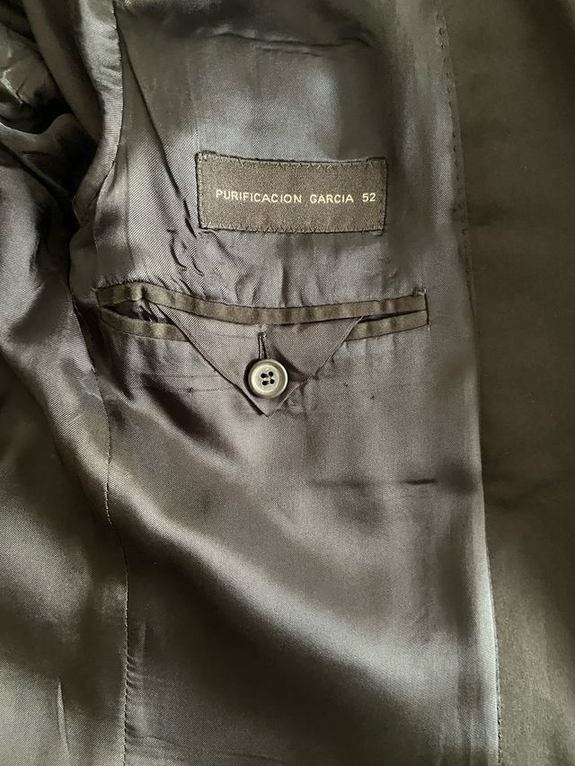 Traje Purificación García Negro