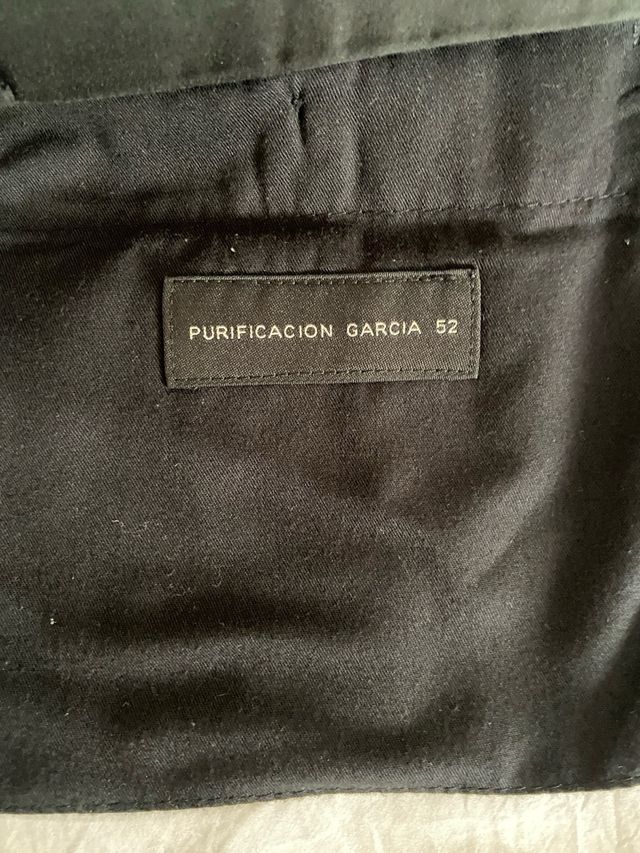 Traje Purificación García Negro