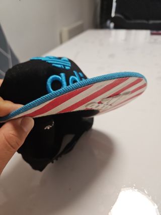 Gorra Adidas | Azul y Roja