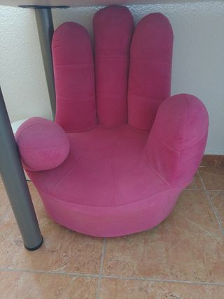 Sillón infantil mano rosa