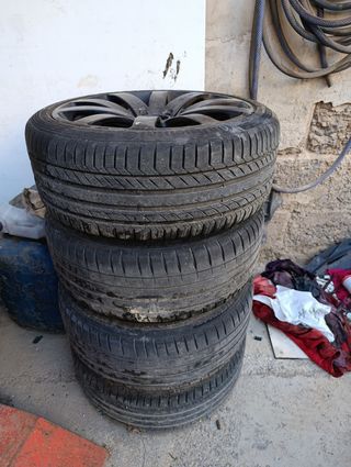 Llantas 18" 5x114.3 Continental