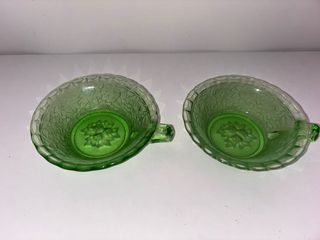 2 Tazas cristal verde antiguo