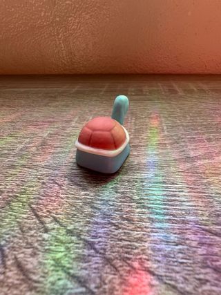 Keycap artesanal Squirtle azul para teclado