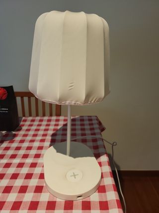 Lámpara Ikea Carga inalámbrica