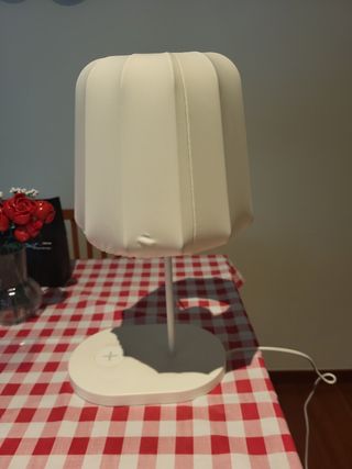 Lámpara Ikea Carga inalámbrica