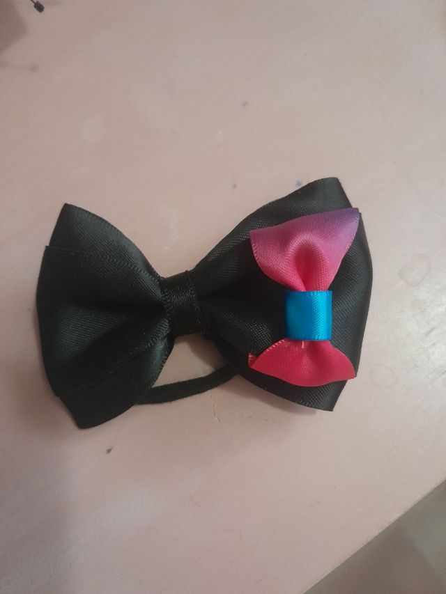 Fiocco per capelli nero arcobaleno