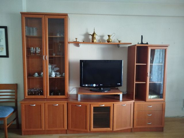 Mueble salón modular madera-cristal