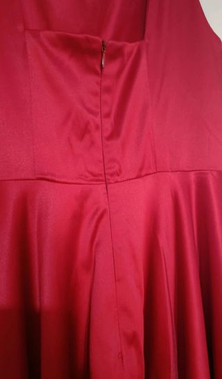 Vestido rojo tutú evento