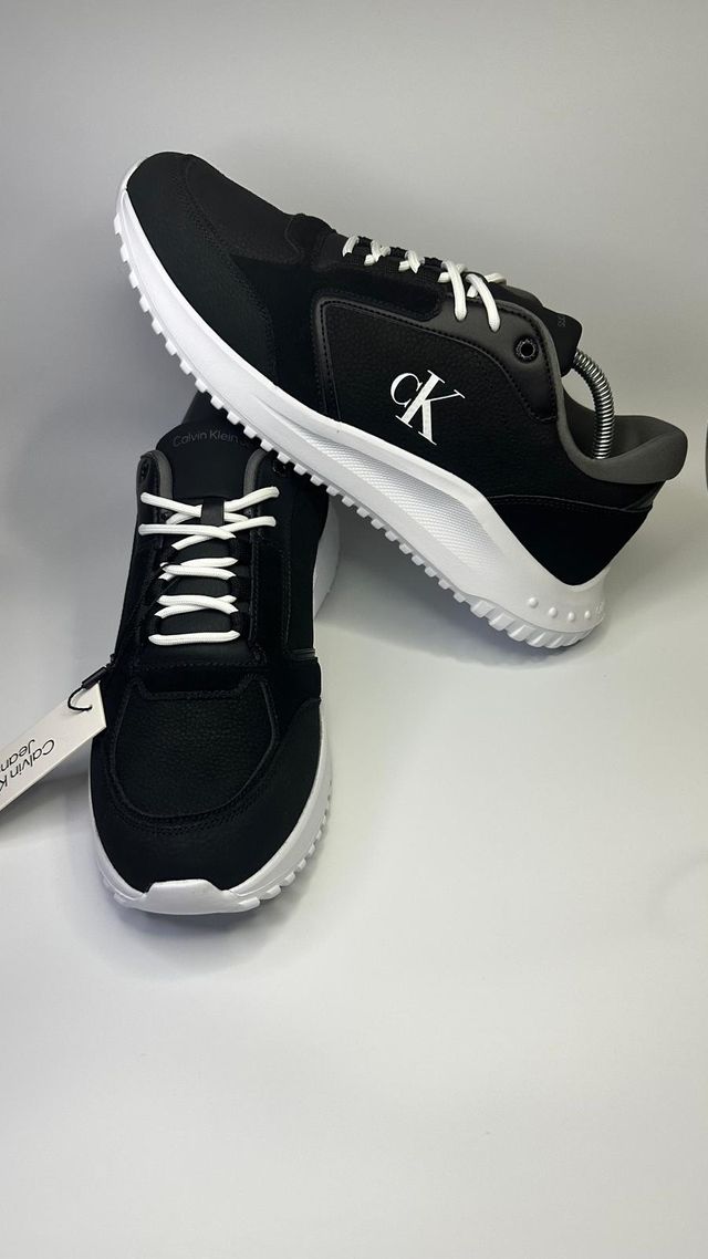 Zapatillas Calvin Klein - Talla 45