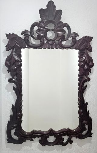 Espejo antiguo de madera tallada