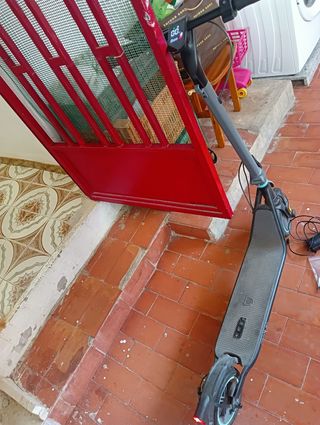 Patinete Cecotec seminuevo