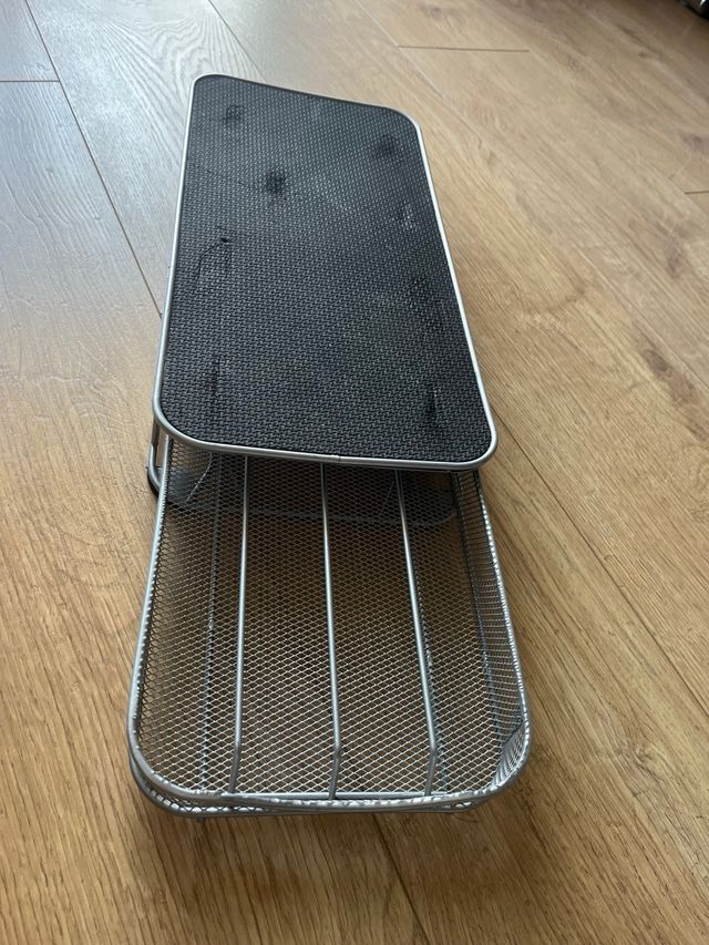 Organizer da caffè in metallo grigio