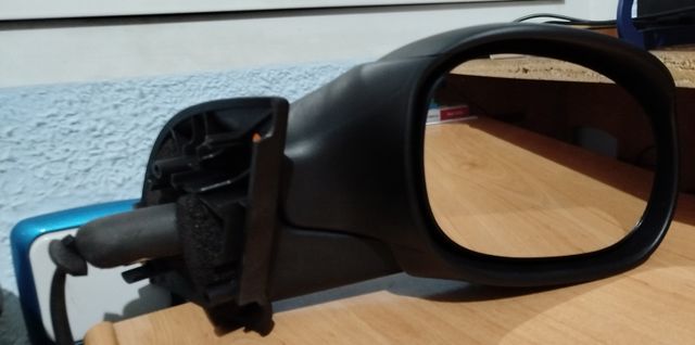 Retrovisor derecho Citroën C3