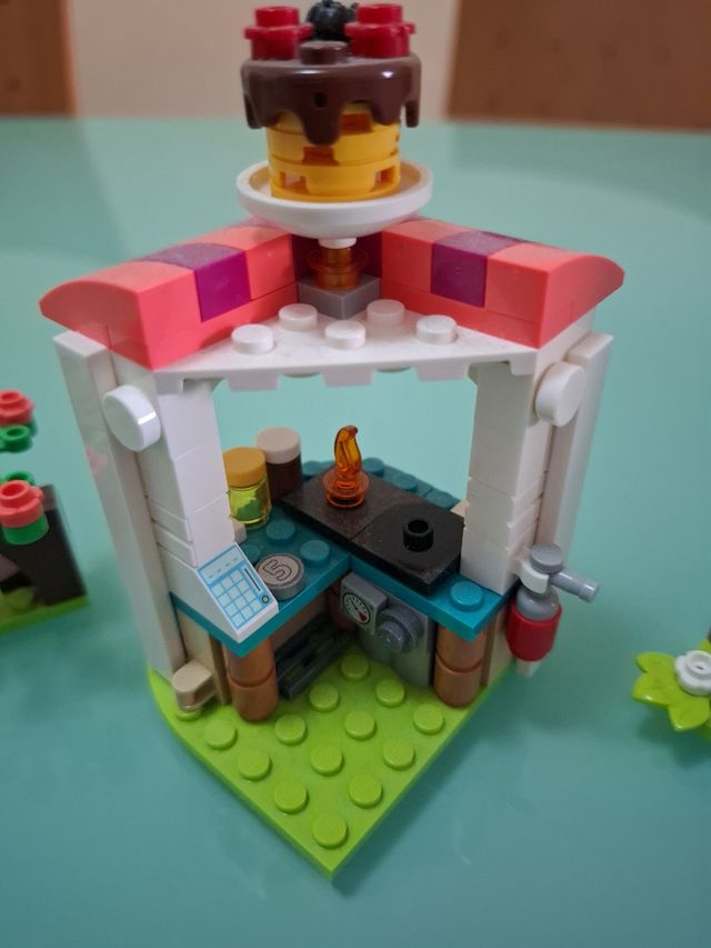 LEGO Friends Cafetería 41753