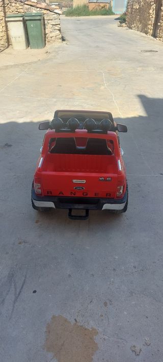 Auto elettrica per bambini Ford Ranger