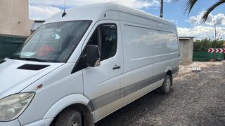 Mercedes-Benz Sprinter 519 CDI V6 Largo