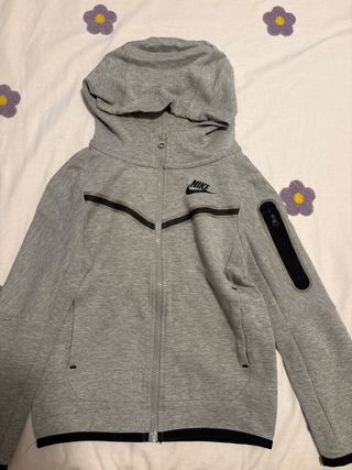 Chaqueta NIKE gris - Talla niño 6-7