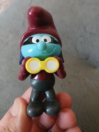 Pitufo Explorador con prismáticos