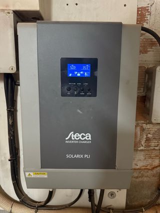 Inversor y 24 baterias 48V lote completo