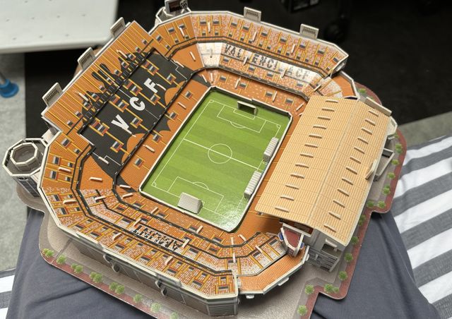 Maqueta Puzzle 3D Mestalla Valencia CF