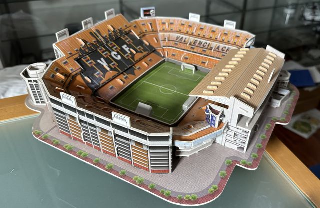 Maqueta Puzzle 3D Mestalla Valencia CF