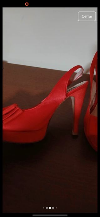 Bolso y zapatos rojos fiesta